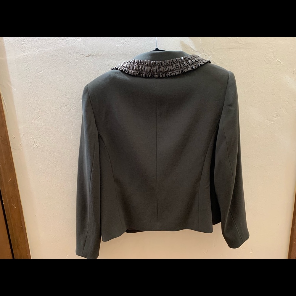 Woman”s Escada Blazer - Picture 2 of 10